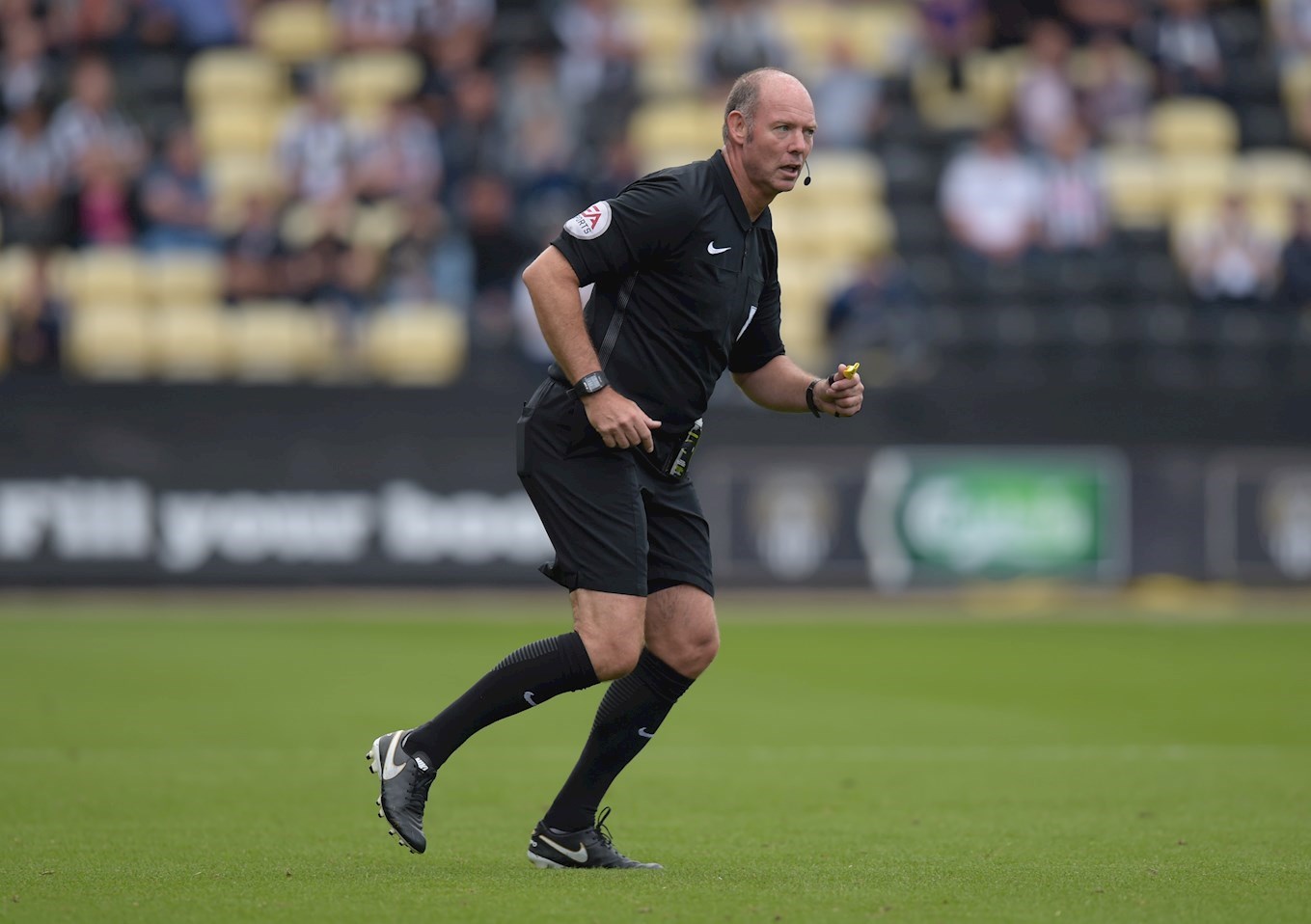 MATCH OFFICIALS: Oldham Athletic vs. Morecambe - News - Oldham Athletic